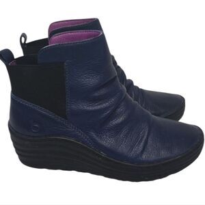 Bionica Blue Leather Wedge Booties Ankle Boots Size 7 Platform Soft Leather